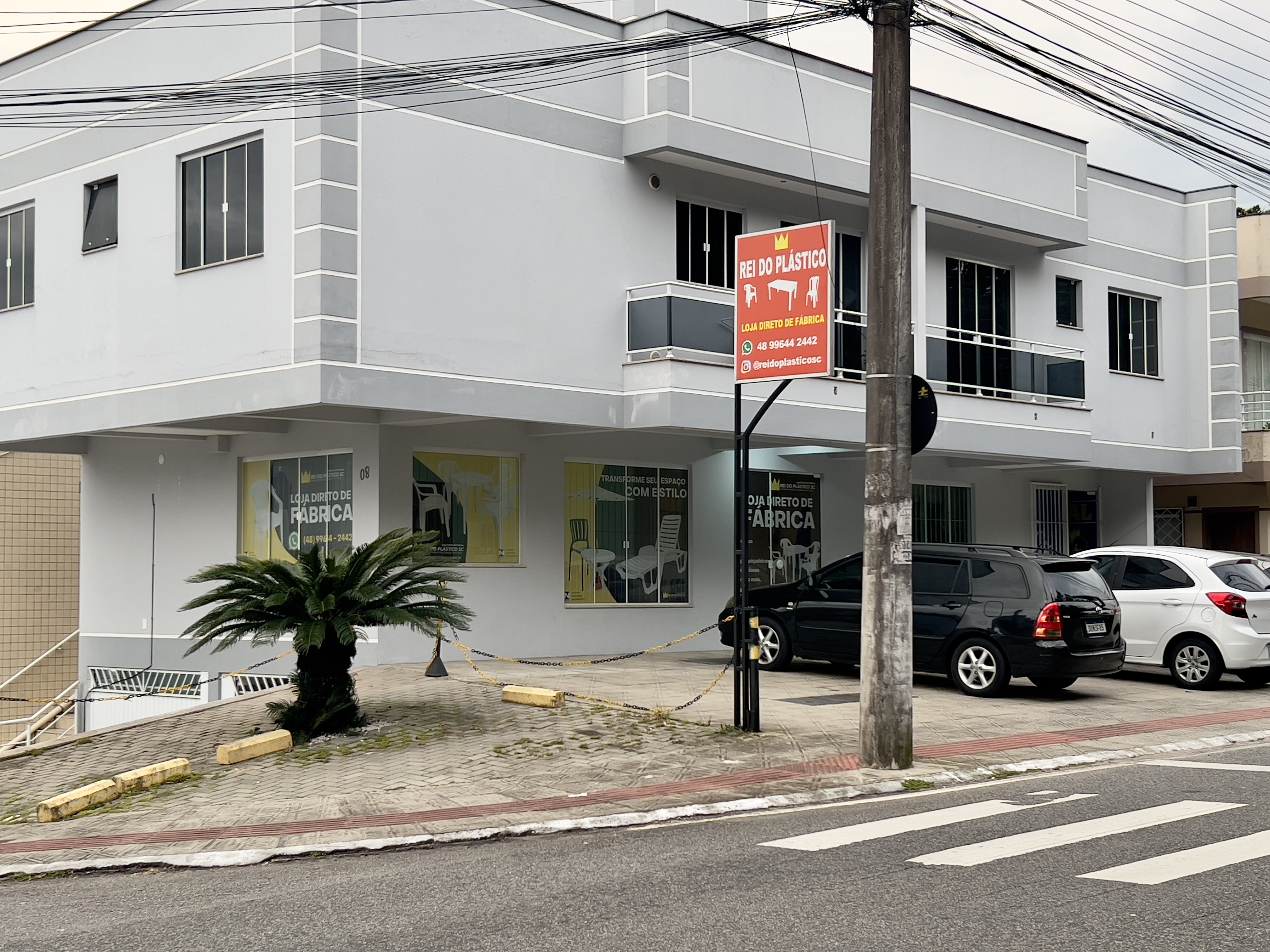 Foto de Rei do Plástico SC - Mesas e Cadeiras