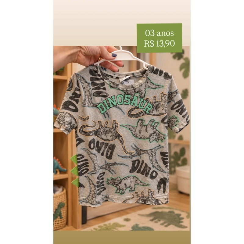 Camiseta de dinossauros – 3 anos